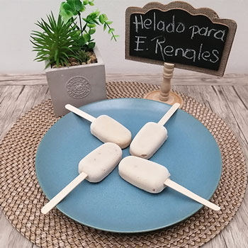 Muestras de Pastelería inclusiva, perros y gatos enfermos